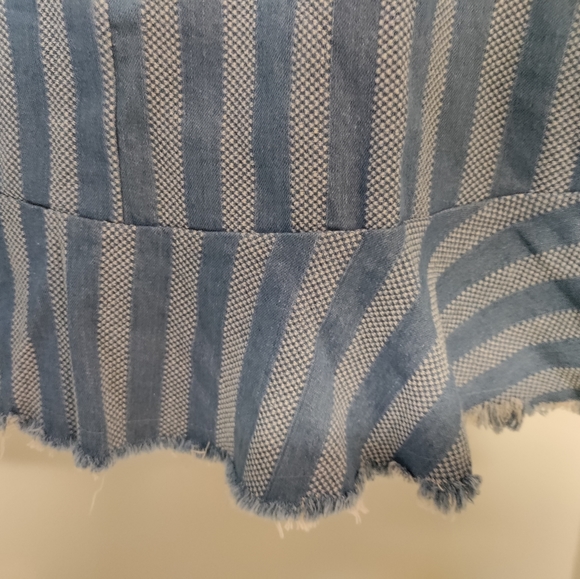 🆕Umgee | Striped Denim Dress Size Medium - Picture 14 of 16